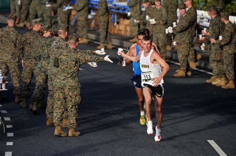 Injured Marine will race to the Marine Corps Marathon finish line using his arms